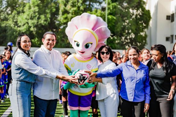 El Mundialito de Fútbol Femenino Sub-13 quedó inaugurado este domingo en el estadio del Club Real Deportivo.