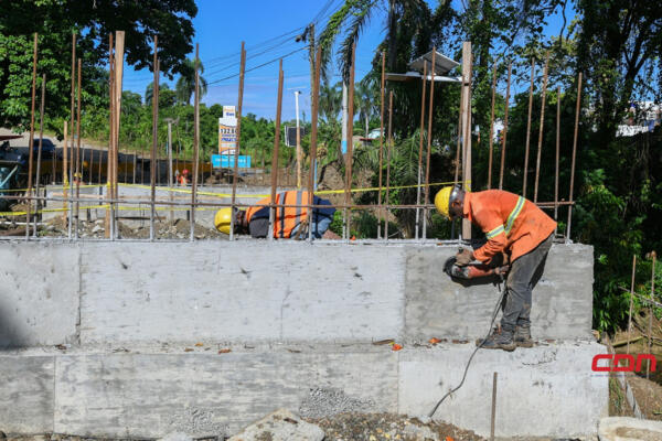 Obras Públicas anuncia entrega de puente en Pedro Brand