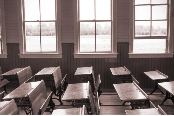 Suspenden docencia en Liceo Profesor Fortunato Quispe Mendoza por graves deficiencias