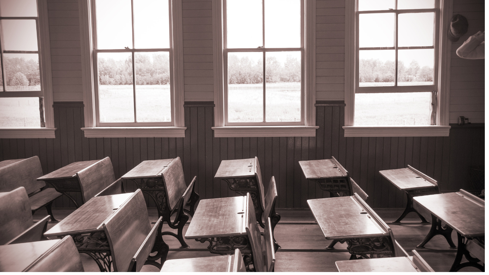 Suspenden docencia en Liceo Profesor Fortunato Quispe Mendoza por graves deficiencias