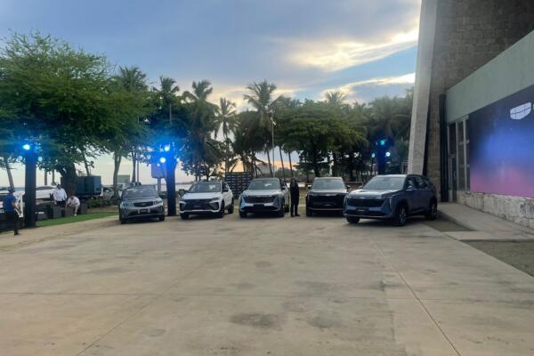 Geely, representada por el Grupo Viamar en RD, lanzó hoy su nuevo modelo, el Starray 2025, un SUV con diseño vanguardista y aerodinámico. Foto: Fuente Externa