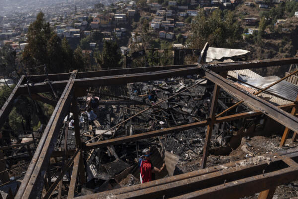 Foto de archivo que muestra la devastación que dejó el megaincendio que devastó la región de Valparaíso el pasado febrero