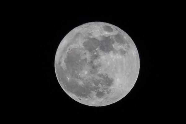 Nuestro planeta contará con la compañía de una luna desde este domingo y hasta el 25 de noviembre, evento que se repetirá en 2055.