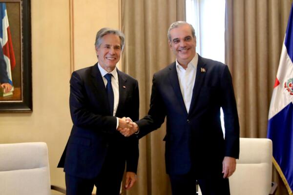 Secretario de Estado de los EE.UU., Antony J. Blinken junto al presidente Luis Abinader