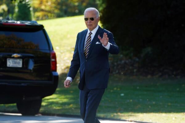 El presidente de Estados Unidos, Joe Biden, acudió este lunes a votar de forma anticipada para las elecciones a la Casa Blanca (foto: EFE / Will Oliver)