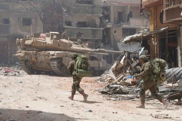 Ejército israelí atacó unos 230 