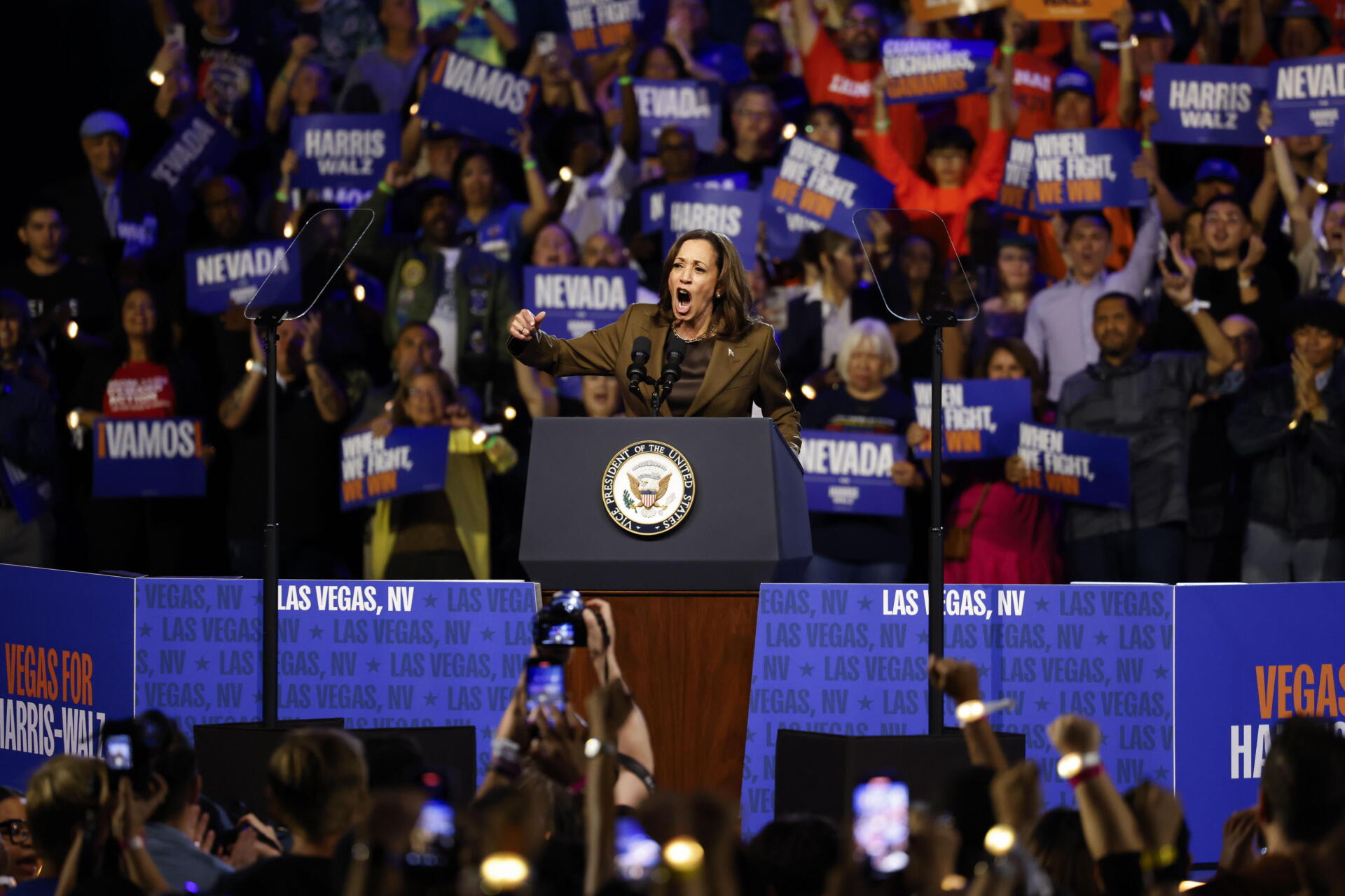 Univision desmiente que Harris usara un teleprónter en su encuentro con votantes hispanos