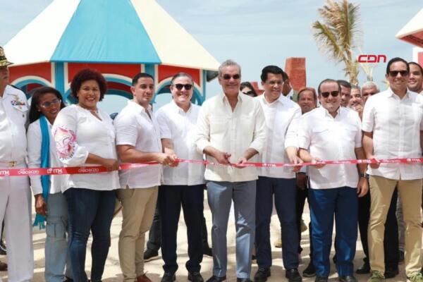  Luis Abinader inauguró la segunda fase de Puerto Cabo Rojo.(foto, fuente externa)