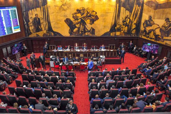 Asamblea Nacional Revisora termina trabajos de reforma constitucional