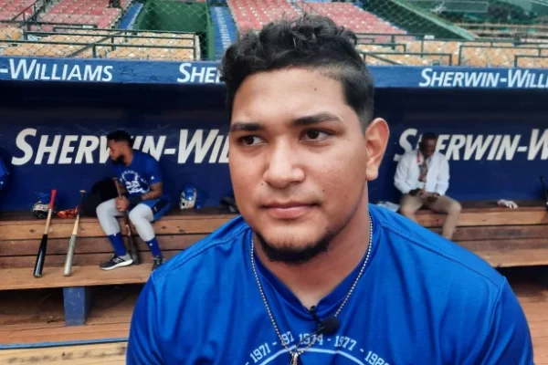 Camargo llegará al país en los próximos días y estará listo para ver acción en el inicio de la temporada, la cual inicia el miércoles 16 de octubre cuando los Tigres visitan a los Leones del Escogido a las 7:15 de la noche.