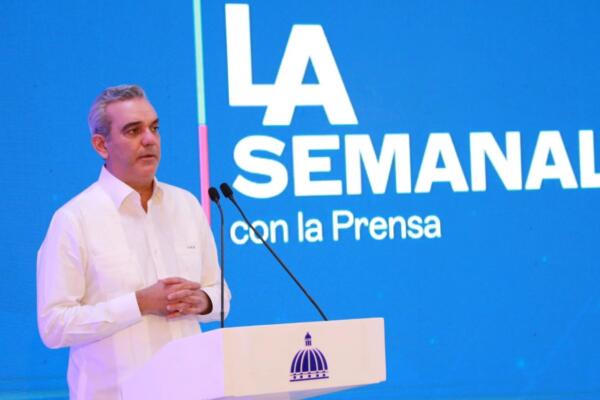 Presidente Luis Abinader durante encuentro en LA Semanal. Foto: fuente externa
