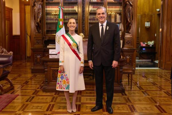 Luis Abinader y la presidenta de México, Claudia Sheinbaum, conversaron sobre la importancia de estrechar las relaciones entre ambos países.