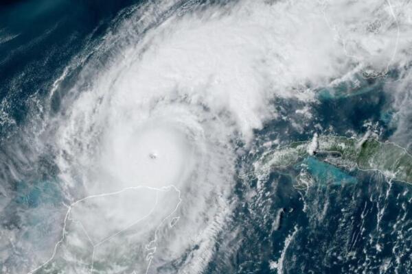 Huracán Milton avanzando hacia Florida. Tomada por el satélite GOES-16 de la NOAA