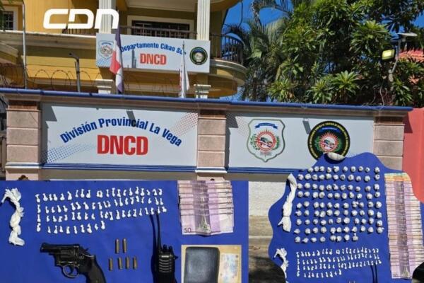 Detienen hombre que atacó agentes de la DNCD en La Vega