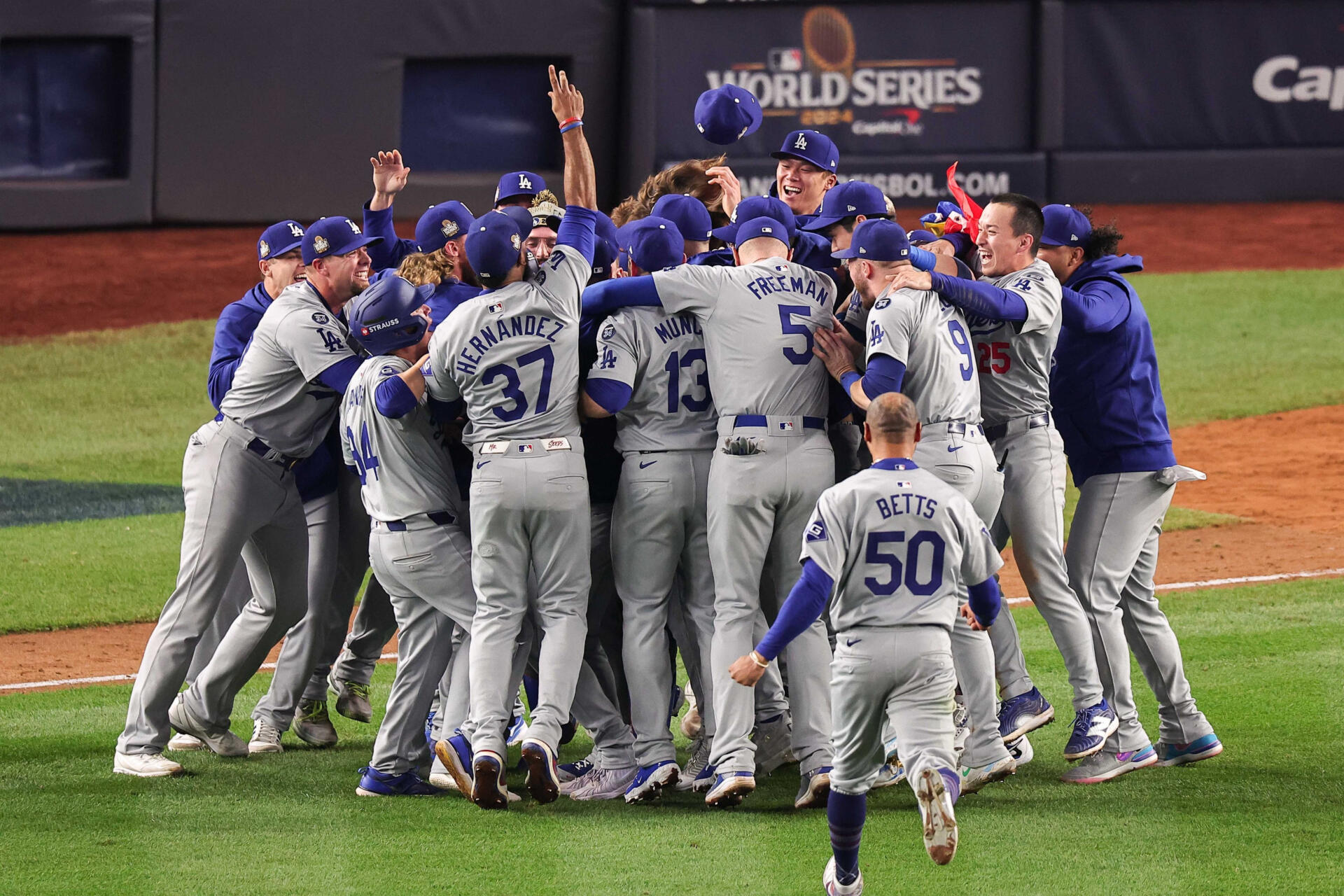 43 años después, los Dodgers vuelven a vencer a los Yankees