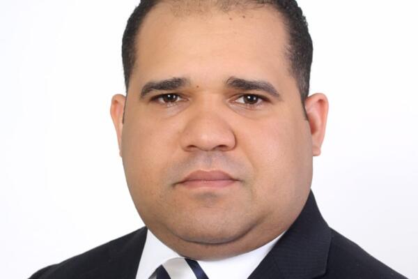 El-juez-Eduardo-Rodriguez-Cruz-aspira-al-pleno-de-la-JCE.-CDN-Digital.