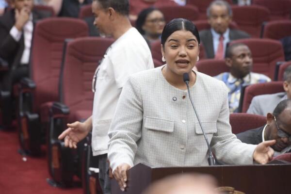 Erika Infante La reforma fiscal es un ataque a la clase media y a la juventud dominicana