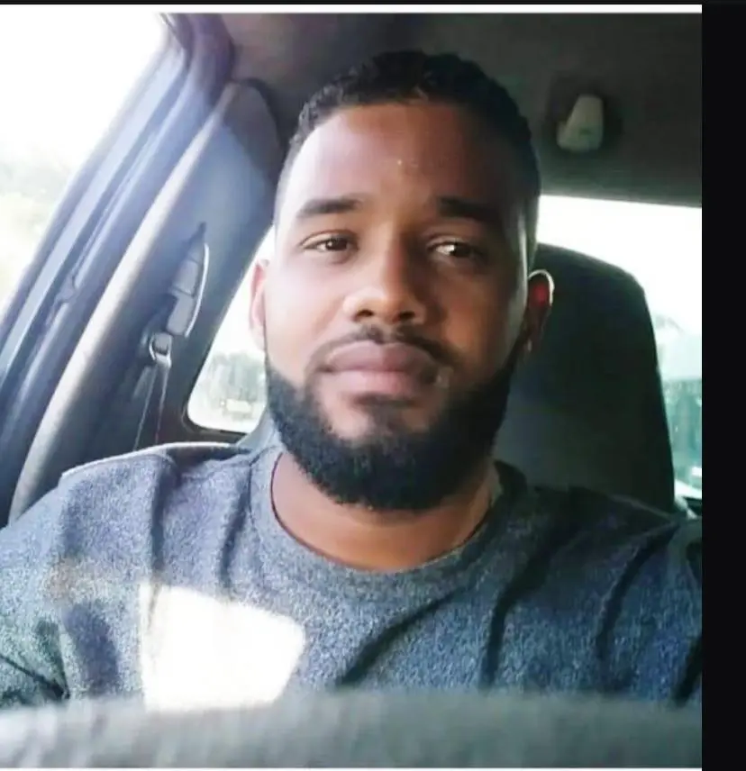 Wilmen Vilorio Silvestre, de 34 años, perdió la vida anoche en un accidente fatal en la carretera Verón-La Otra Banda, La Altagracia.