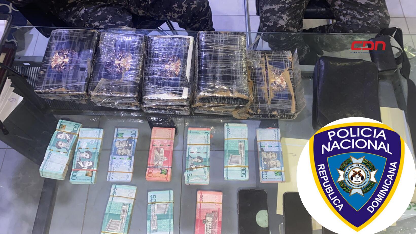 Policía c