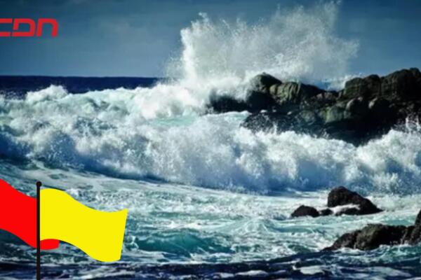 Fuerte oleaje en playa de Puerto Plata. (Imagen de archivo)