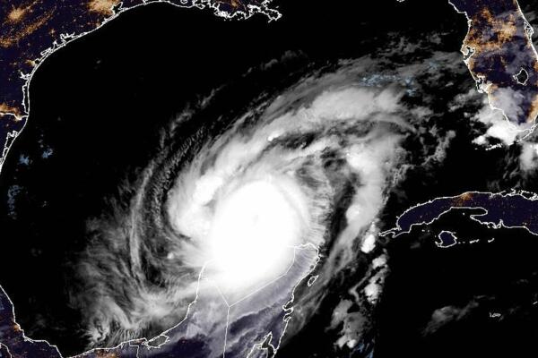 Miles de ciudadanos deberán evacuar sus viviendas o departamentos con la llegada del Huracán Milton