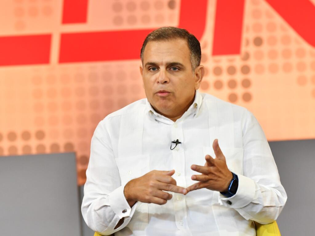 Jochi Vicente defiende y explica la reforma fiscal