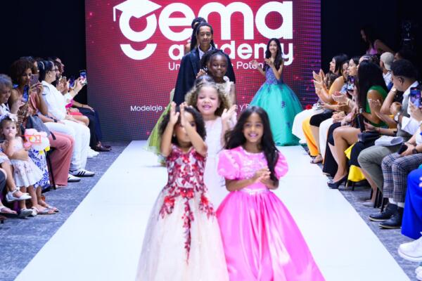 La colección Gema El poder del amor” brilla en RD Fashion Week