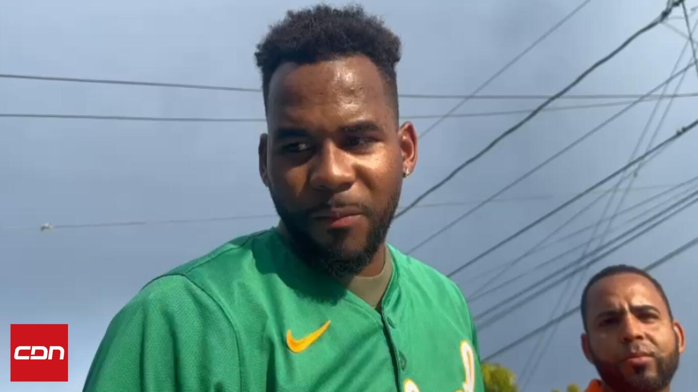 Michel Otáñez, comunitario y jugador de béisbol de Hernando Alonzo concretó un contrato con el equipo estadounidense los Atléticos de Oakland.