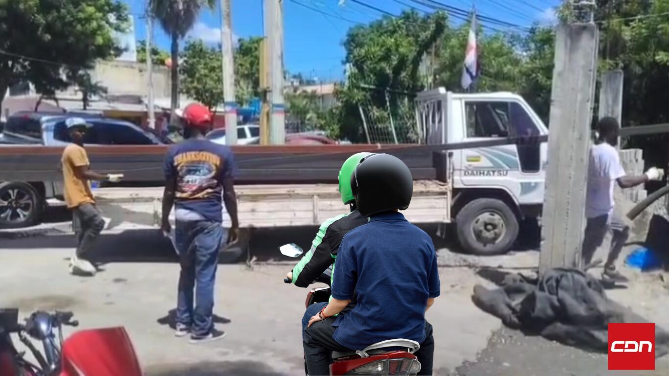 Las autoridades anunciaron que habilitarán en el distrito municipal de Pantoja 19 nuevas paradas de motoconcho para mejorar el tránsito.