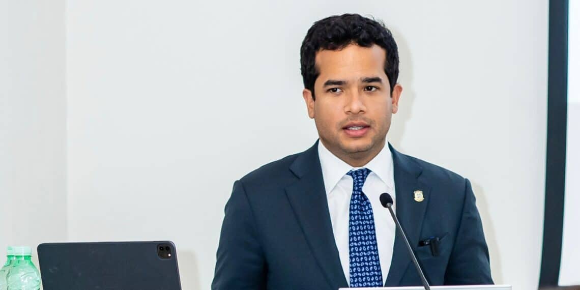 Omar Fernández