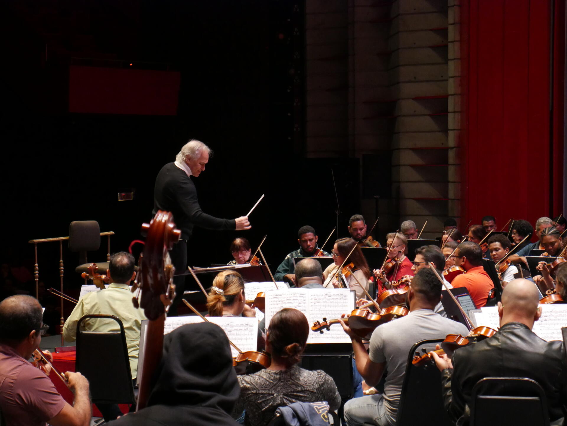 Asistencia masiva al ensayo general del cuarto concierto de la Temporada 2024 de la Orquesta Sinfónica Nacional