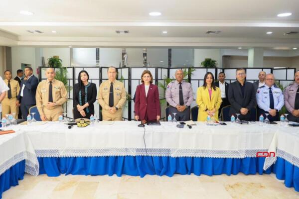 Raquel Peña lidera junto a autoridades Plan de Seguridad Ciudadana.(foto, fuente externa)