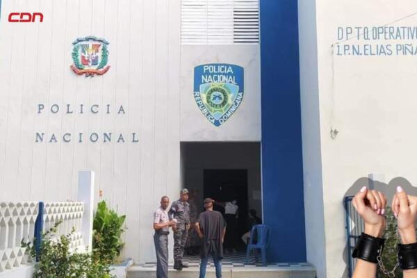 Tres mujeres detenidas por agredir a gobernadora de Elías Piña