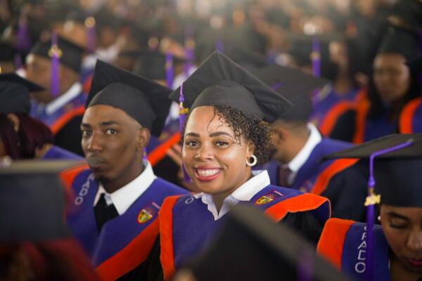 444 graduandos, provenientes de diversas áreas académicas