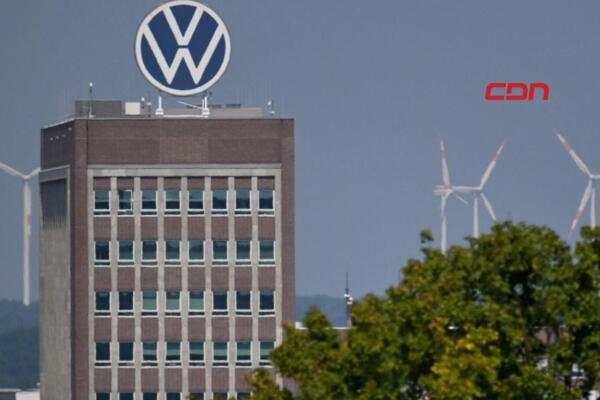 El fabricante de automóviles Volkswagen planea despidos masivos. Fuente Externa 