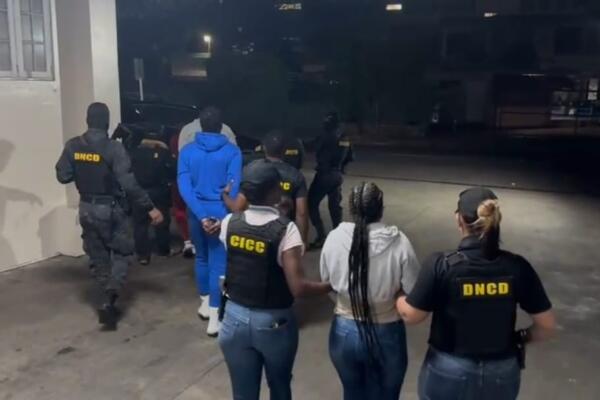 DNCD detiene cuatro franceses por traficar drogas en el estómago.(foto, fuente externa)