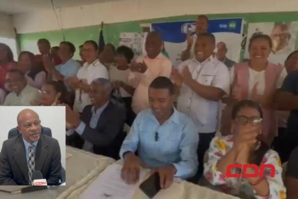 Agregó que esta situación ya se normalizó y presentó las aulas impartiendo docencia de manera presencial exitosa. Foto: CDN Digital 