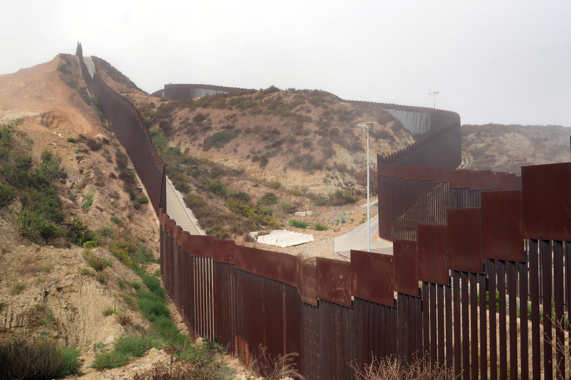 "Los ríos de gente" desaparecieron en la frontera de EE.UU. con México