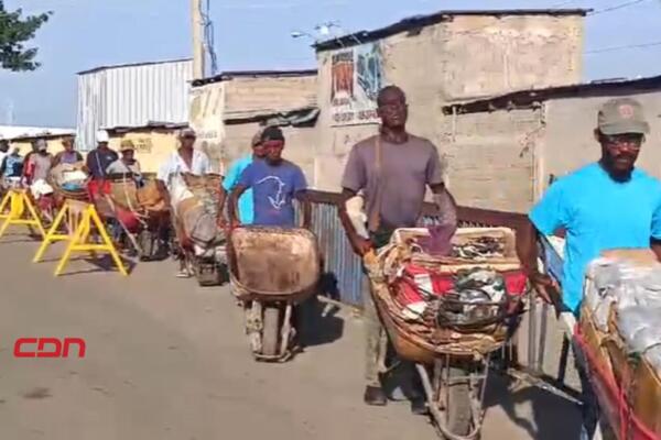 Los haitianos amenazaron con instalar un portón en la frontera. Foto: CDN Digital 