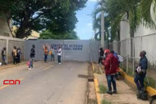 La repatriación de estas personas ha generado un amplio debate en la sociedad