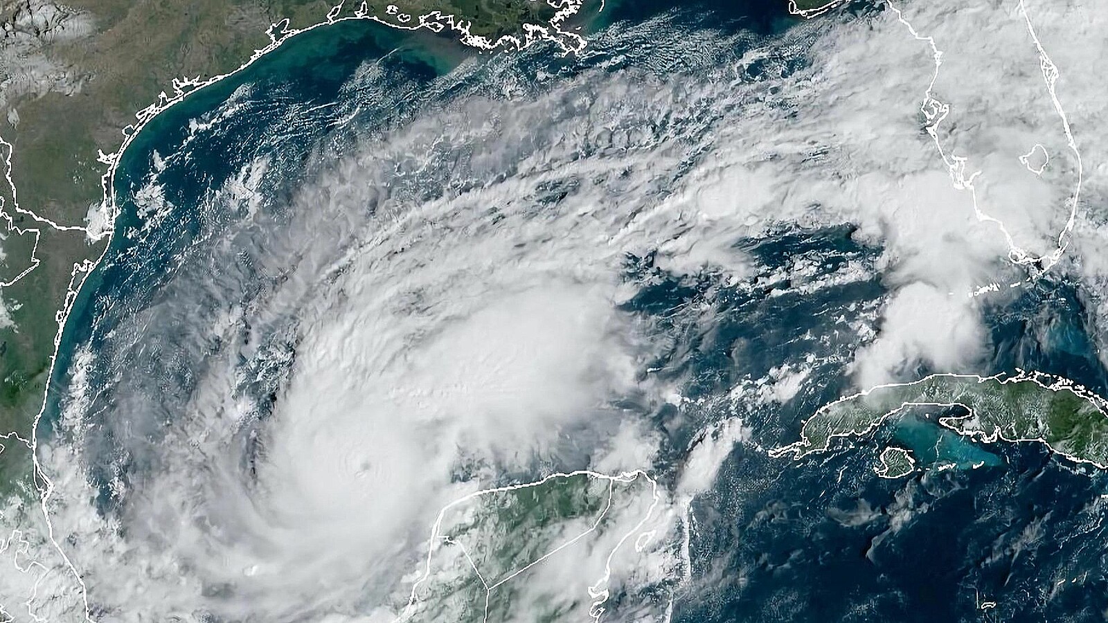 51 condados de Florida en emergencia por la llegada del Huracán Milton