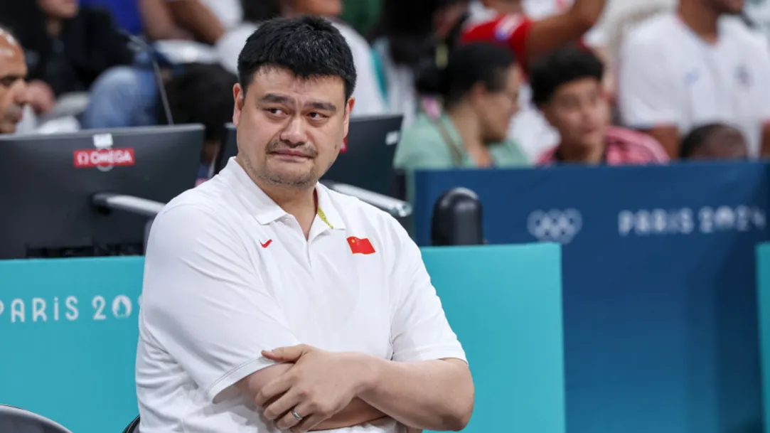 La leyende de la NBA, Yao Ming, renuncia como presidente de la federación China de Básquet