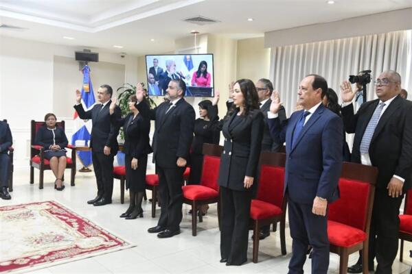 Pleno de la JCE toma posesión para el período 2024-2028. Fuente externa
