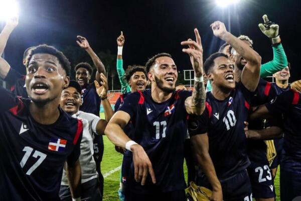 La Sedofútbol salió con todo a buscar el partido desde el pitazo inicial obligando al rival a cerrarse en los últimos metros de la cancha. 