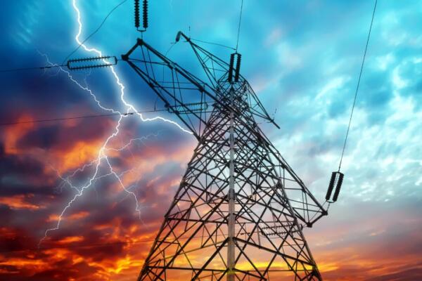 Avería en terminal de gas de AES Dominicana afecta suministro eléctrico, informa Edesur