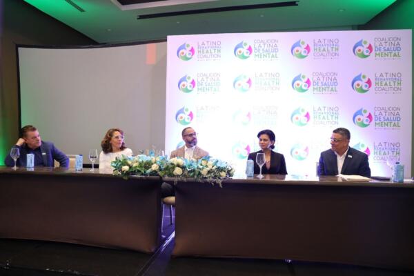 Coalición Latina de Salud Mental promueve bienestar mental en evento