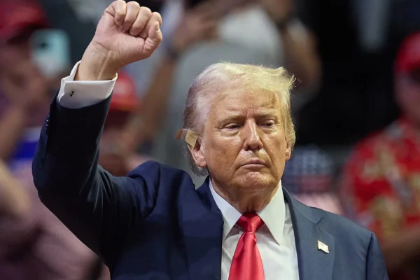 Donald Trump designa a dos encargados de deportaciones