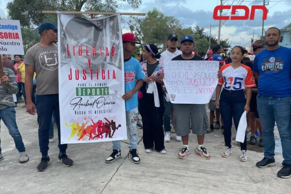 En Nagua protesta en demanda de puesta en libertad de dirigente deportivo. 