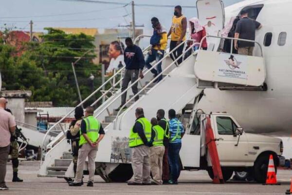 Fotografía de archivo del aeropuerto Toussaint Louverture, en Puerto Príncipe, Haití. (EFE/ RICHARD PIERRIN)