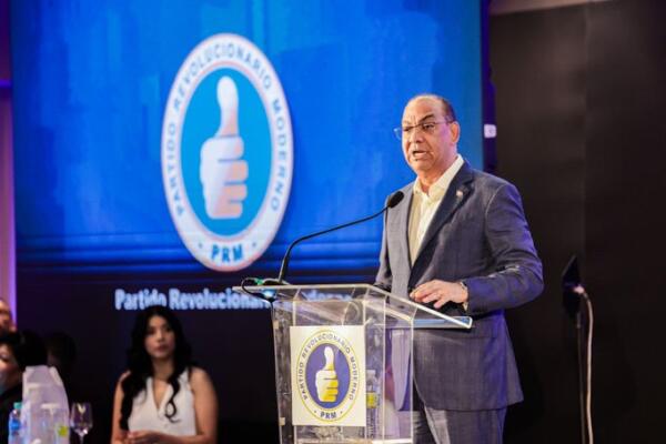 Deligne Ascensión exponen los avances del gobierno del PRM